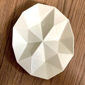 Modern Faceted Cream Dinner Plate